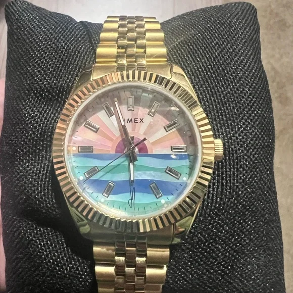 Timex x Jacqui Aiche Sunrise Limited Edition 36mm watch - Picture 16 of 16